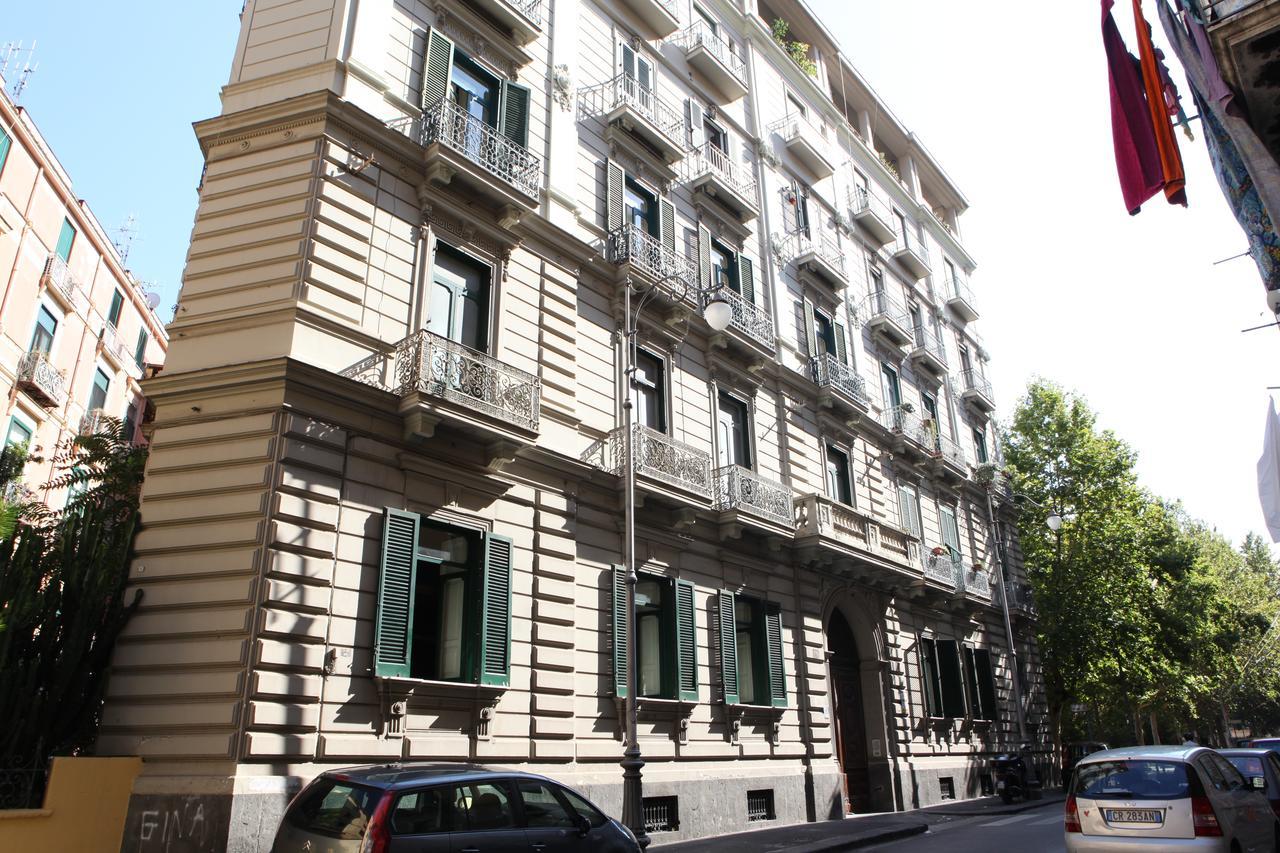 B&B Palazzo Scaramella Salerno Exterior photo